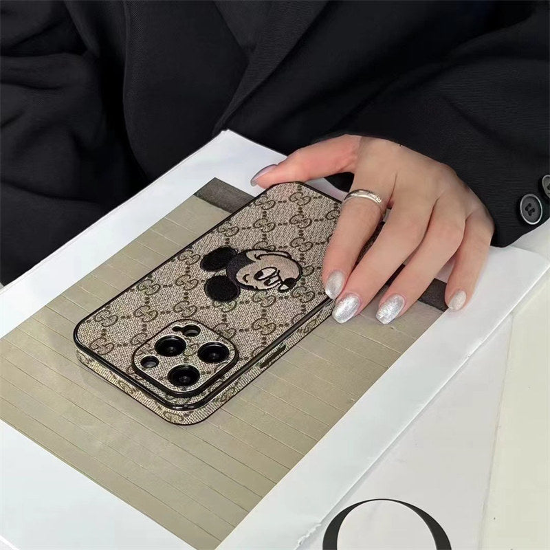 Mickey Meets Luxe Phone Case For iPhone 17 / 16 / 15 / 14