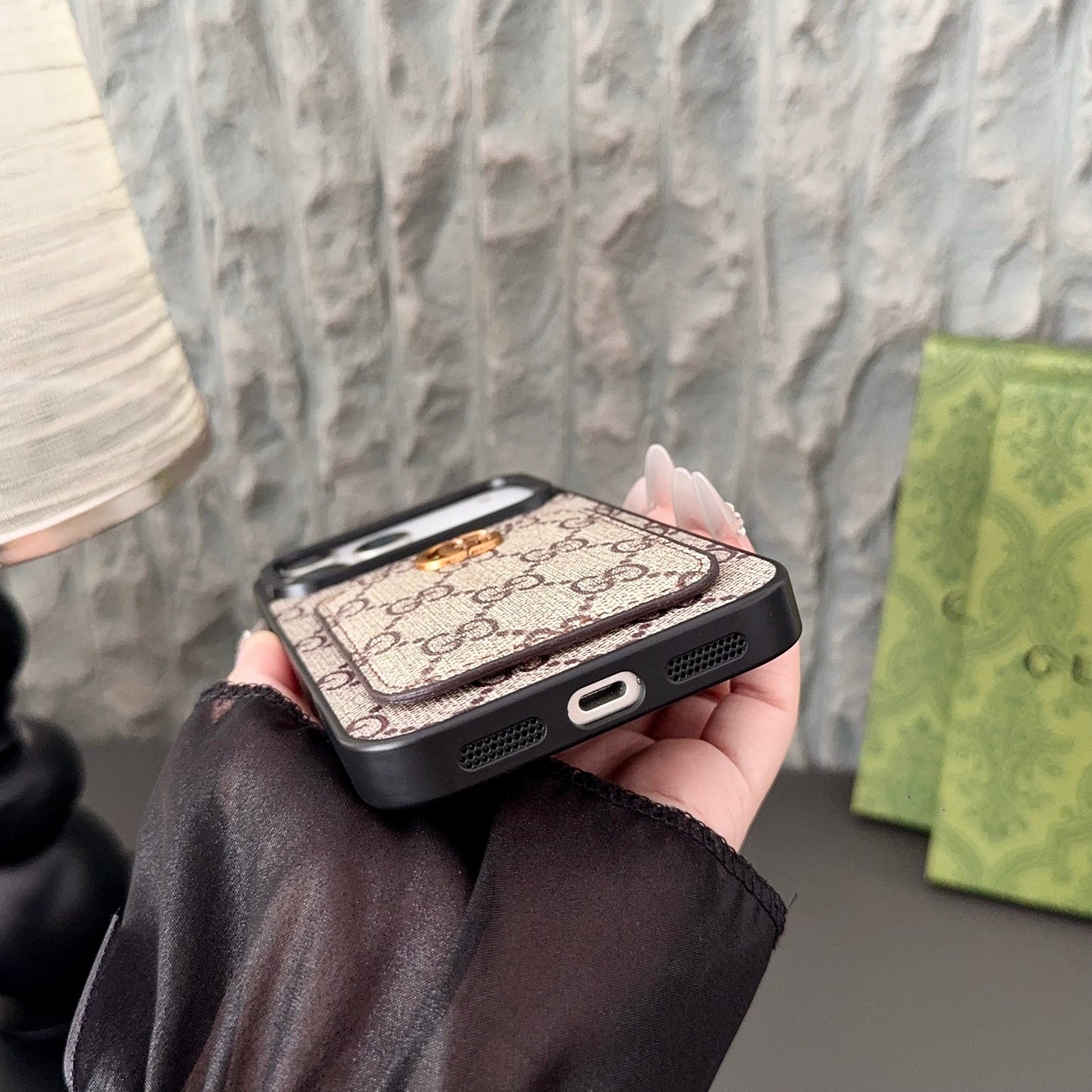 Design Luxe iPhone Case For iPhone 17 / 16 / 15 / 14