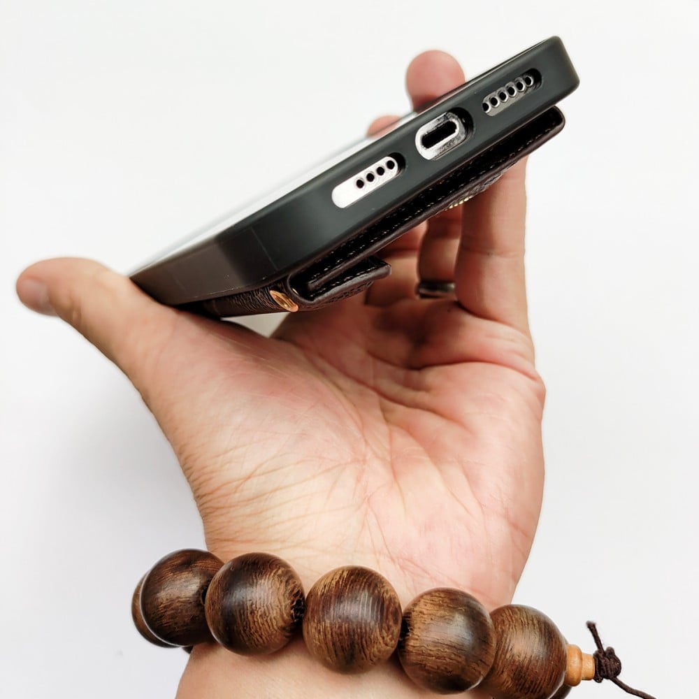 Louis Vuitton iPhone 17 Pro Max case – monogram magsafe shockproof LV monogram designer phone cover